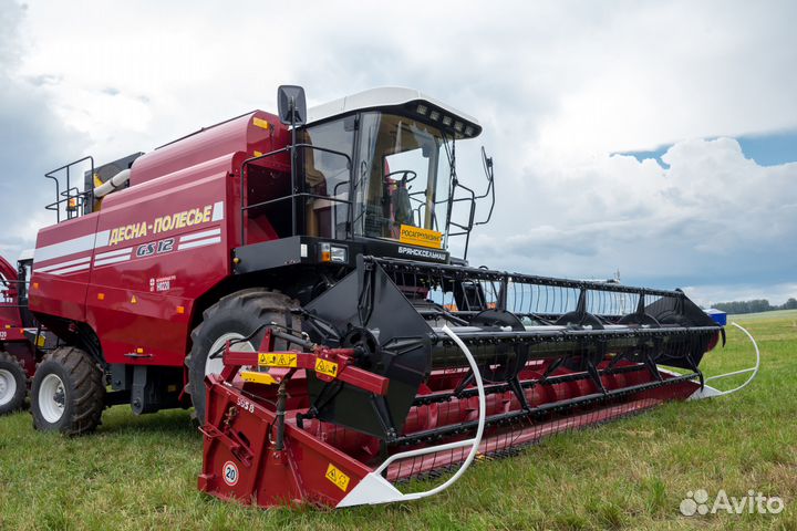 Комбайн Гомсельмаш КЗС-1218 (Палессе GS12), 2023