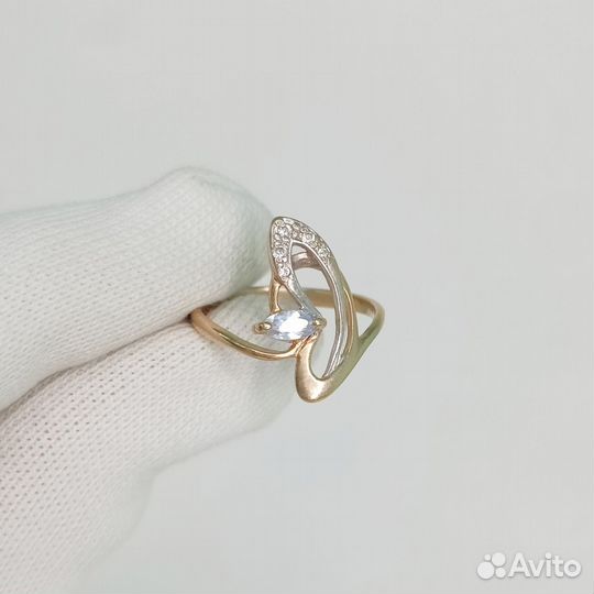 Кольцо. Золото. Вес 1,88 гр