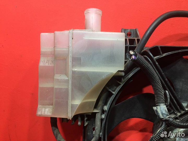 Вентилятор охлаждения двигателя Nissan Note E11 бу