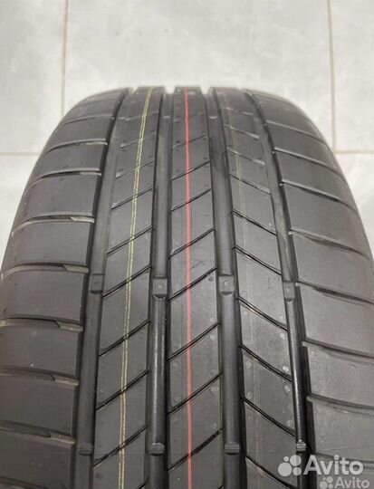 Новые Volkswagen Tiguan, Bridgestone 235/55 R18