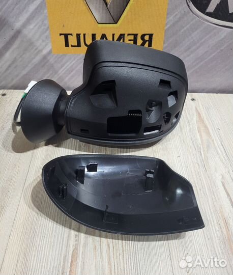 Зеркало Renault sandero stepway Лев