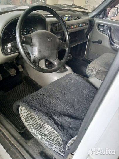 ГАЗ 3110 Волга 2.4 МТ, 2001, 150 000 км