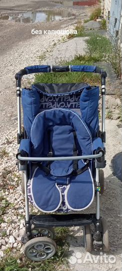 Прогулочная коляска-трость Capella