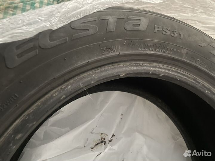 Kumho Ecsta PS31 205/60 R16