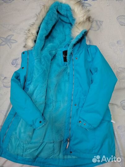 Продаю парку зимнюю для девочки