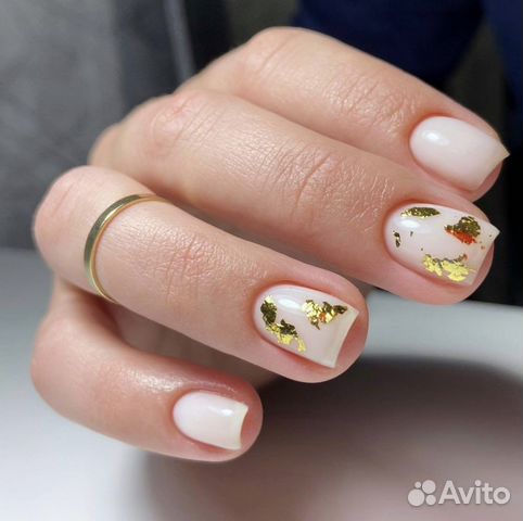 Маникюр, педикюр, наращивание ногтей