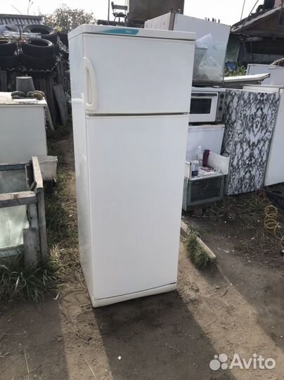 Холодильник Stinol