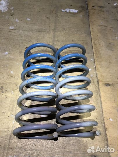 Пружины задние