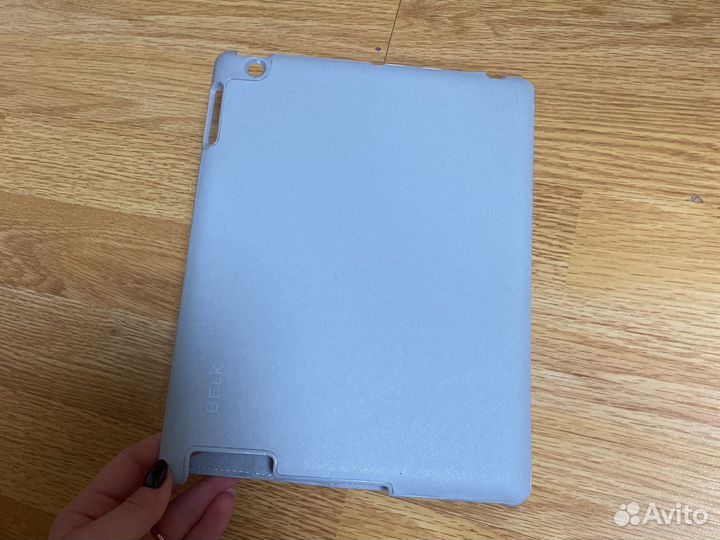 Чехол на iPad