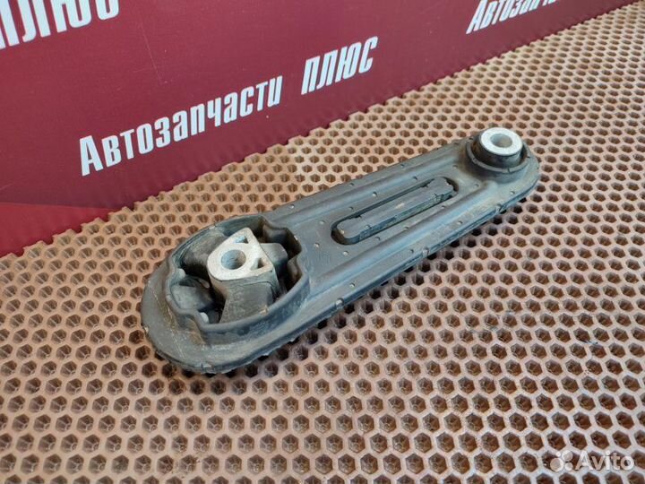 Опора двигателя задняя Renault Sandero Stepway