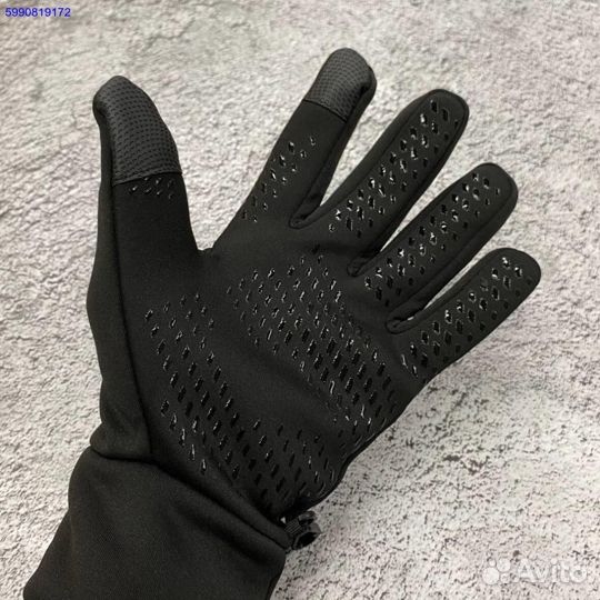 Перчатки Puma новые