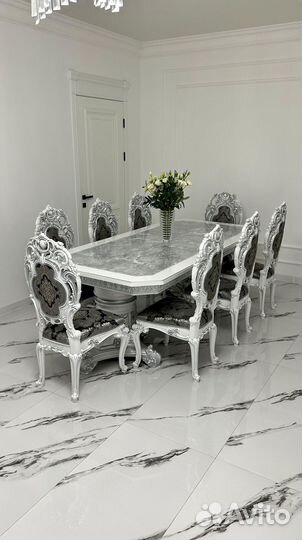Комплект стол и стулья. В наличии
