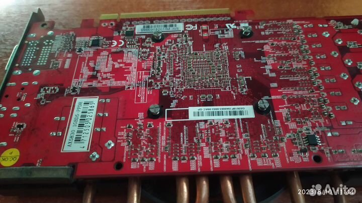 Видеокарта HD 5830, Gts250