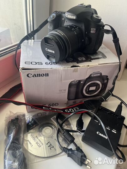 Фотоаппарат canon eos 60d с объективом 18-55mm