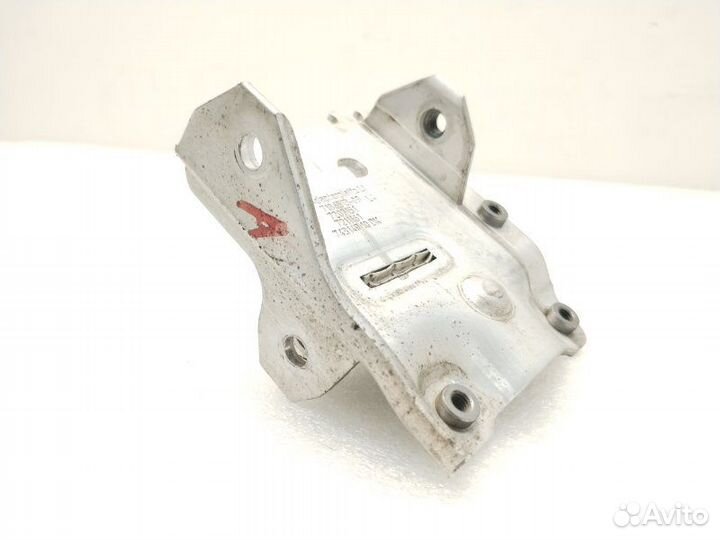 Кронштейн радиатора передний левый Bmw 5-Series