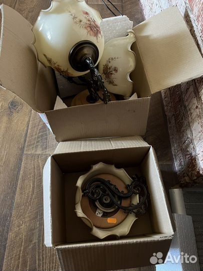 Светильник настенный