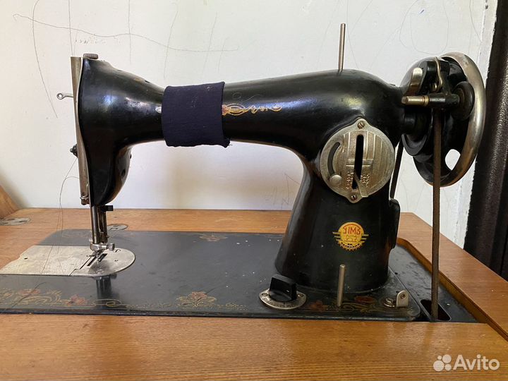 Швейная машинка
