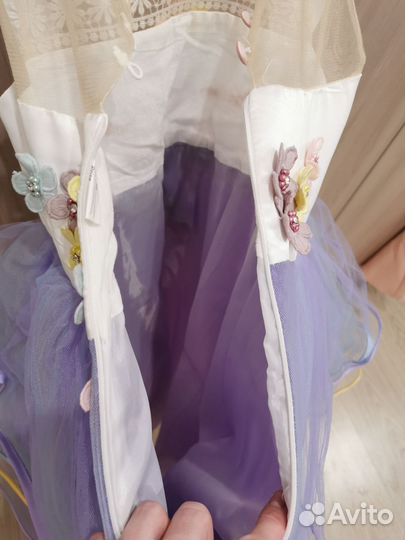 Платье с единорогом, р. 120, б/у