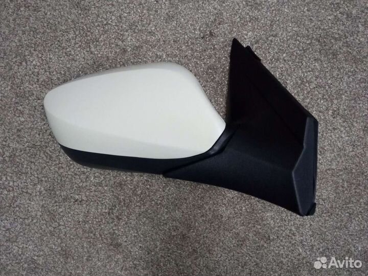Зеркало правое Hyundai Solaris 10-14 / 11-17
