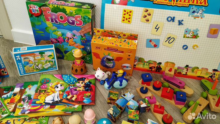 Развивающие игрушки пакетом
