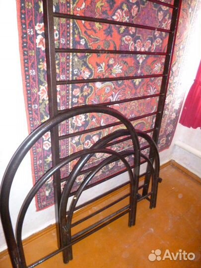 Кровать б/у