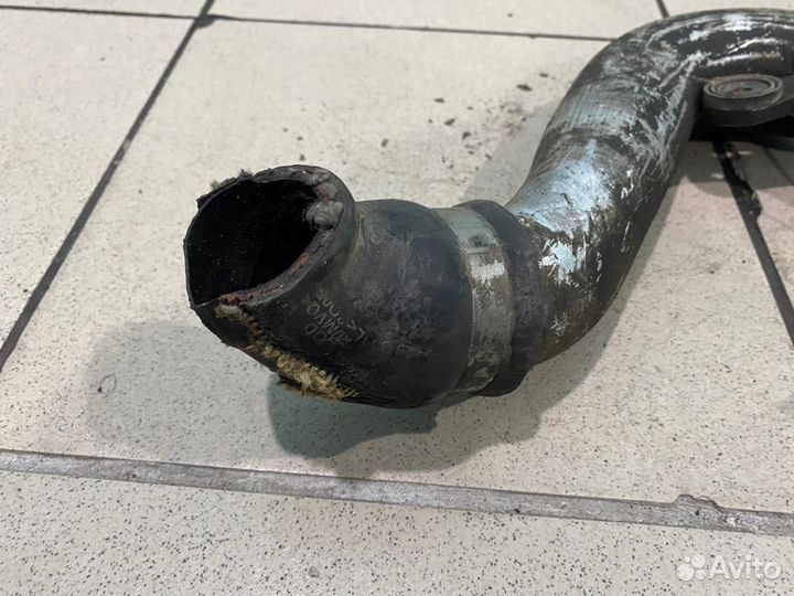 Труба интеркулера VW Passat B6