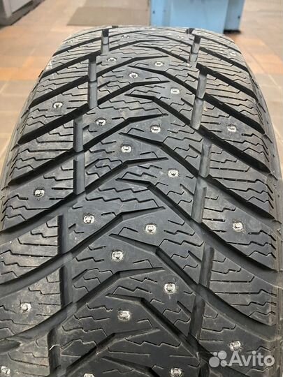 Yokohama Ice Guard IG65 215/50 R17 95