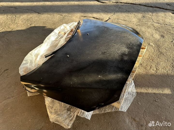 Капот Lancer 10 X42 оригинал Япония