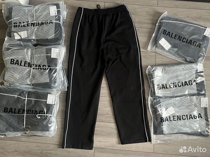 Balenciaga 3B Pants в наличии