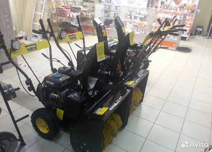 Снегоуборщик Huter SGC-4800(B)