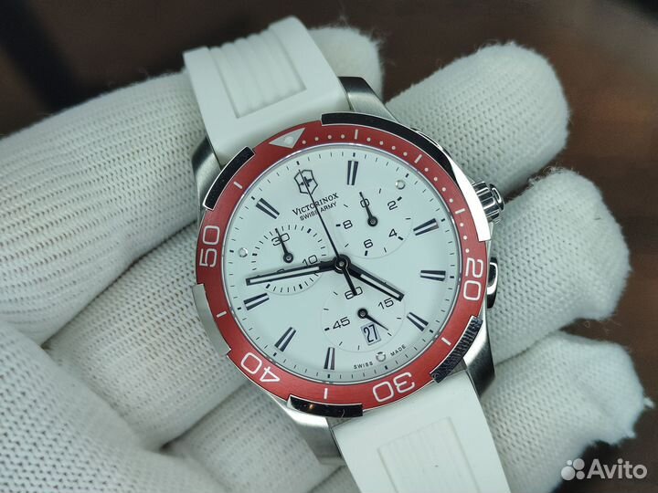 Victorinox Swiss Army 241504 Alliance White Chrono