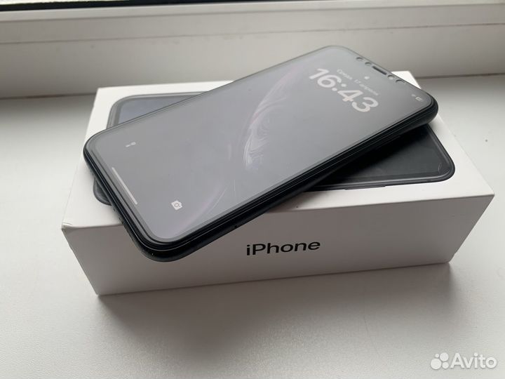 iPhone Xr, 128 ГБ