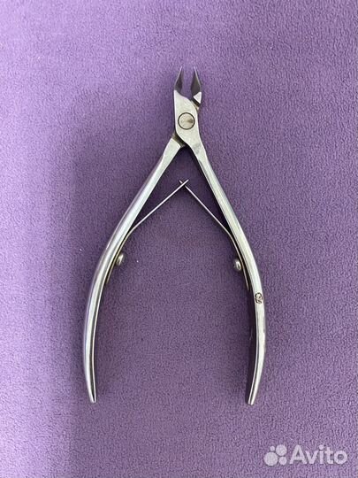 Кусачки для маникюра