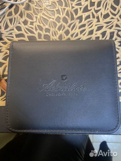 Наручные часы adriatica