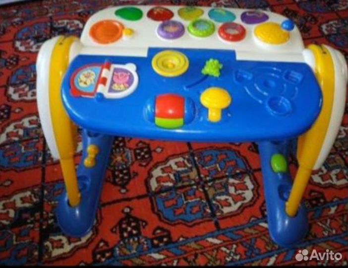 Развивающий стол в хорошем сост