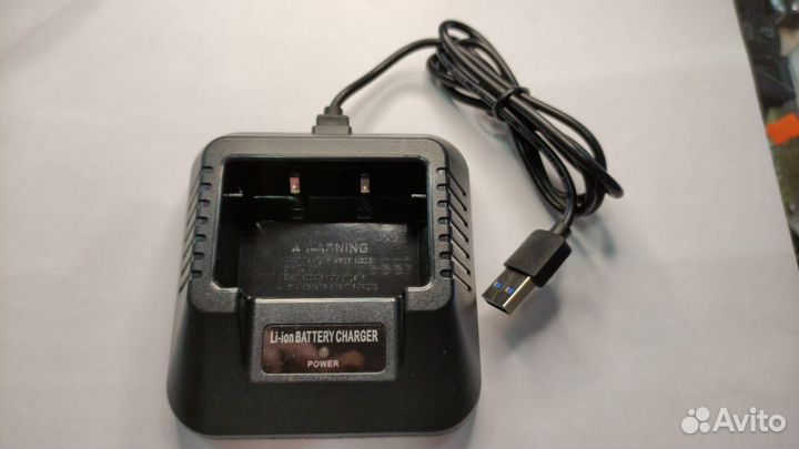 Док станция для акб раций c usb