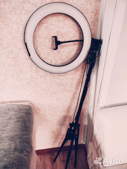 Кольцевая лампа со штативом бу