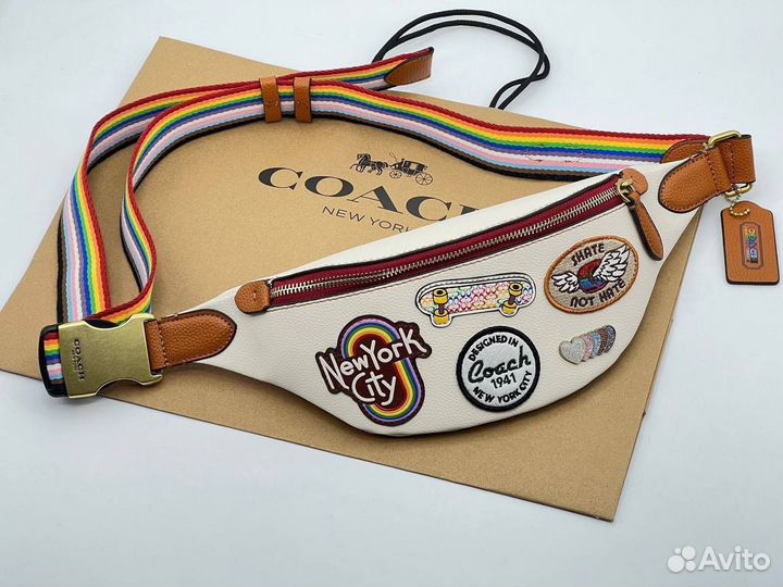 Сумка на пояс coach