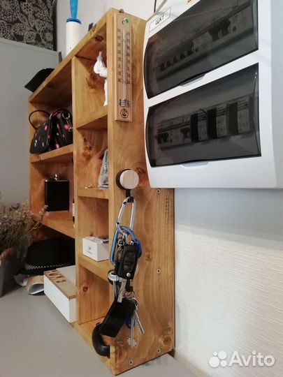 Стеллаж с полками