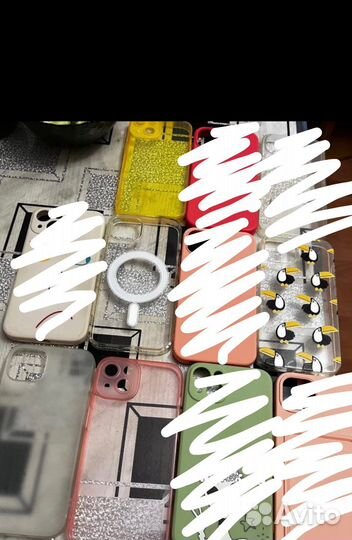 Чехлы на iPhone 13