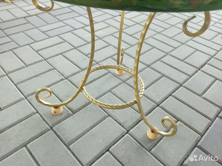 Журнальный столик из эпоксидной смолы