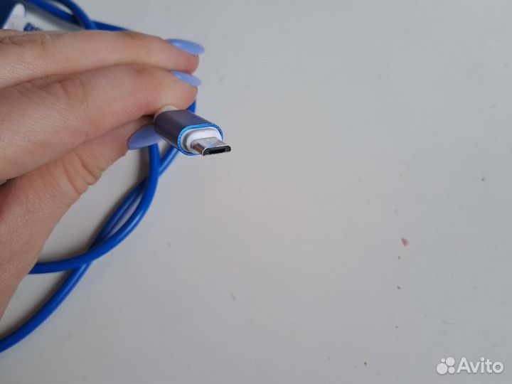 Шнур для зарядки телефона