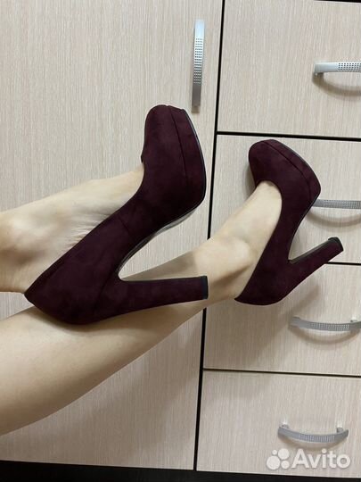 Туфли женские 38 размер бордовые