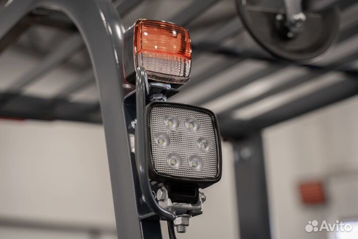 Вилочный погрузчик TRF D35-4M, 2023