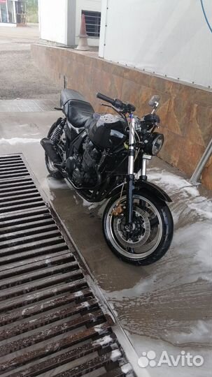 Kawasaki zrx 400