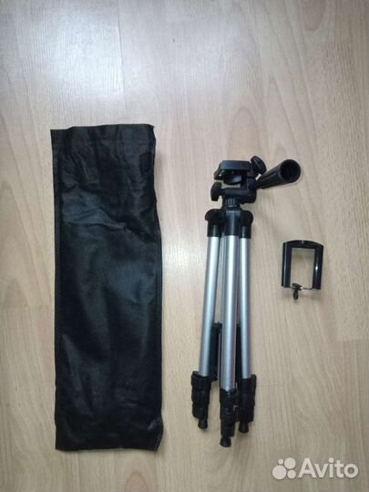 Штатив для фотоаппарата