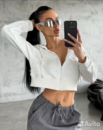 Кофта женская на молнии