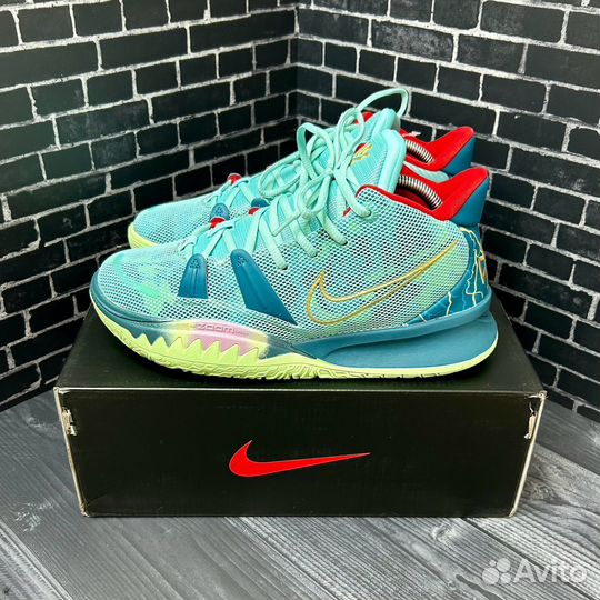 Кроссовки Nike Kyrie 7