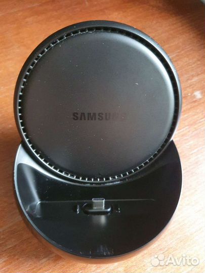 Док станция Samsung Dex