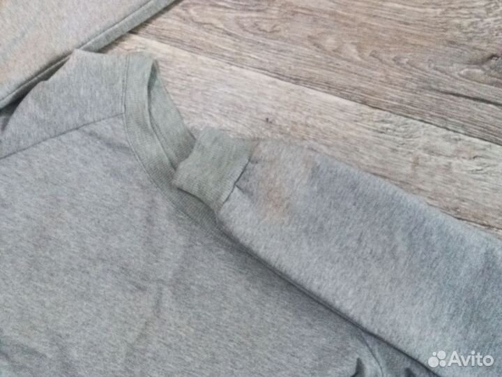 Спортивный костюм adidas